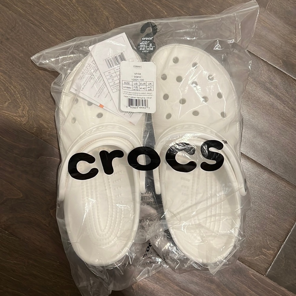 White Crocs Women’s 10 NWT